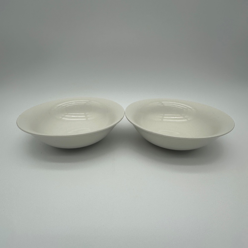 Oneida Casual Settings Souffle Bowls White Stoneware Set of 2 Embossed Scroll